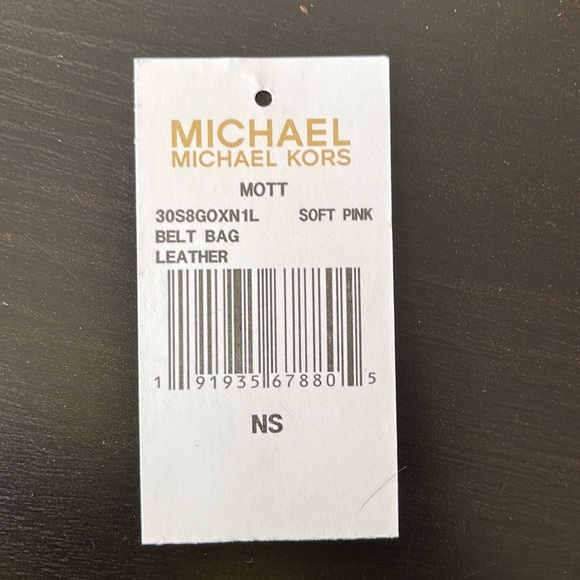 Michael Korea Belt Bag. One Size Soft Pink - Picture 7 of 7